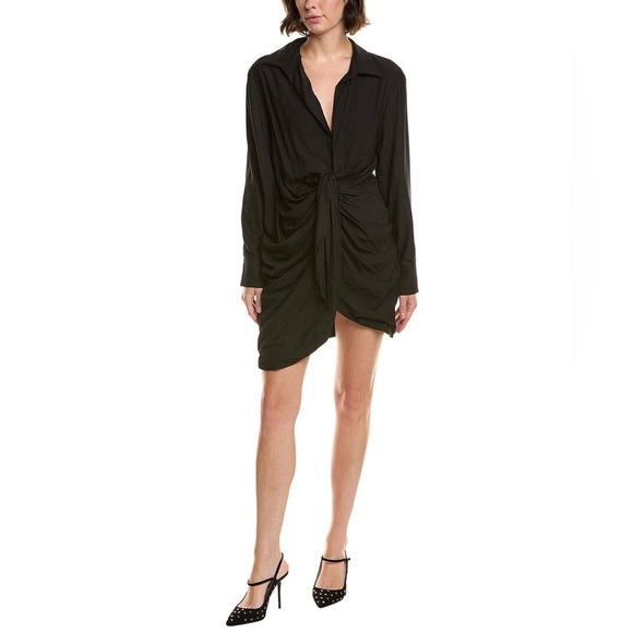 Jacquemus Dresses & Skirts - Jacquemus
L'amour dress size 40